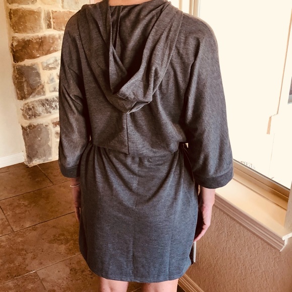 T-shirt dress - Picture 4 of 4